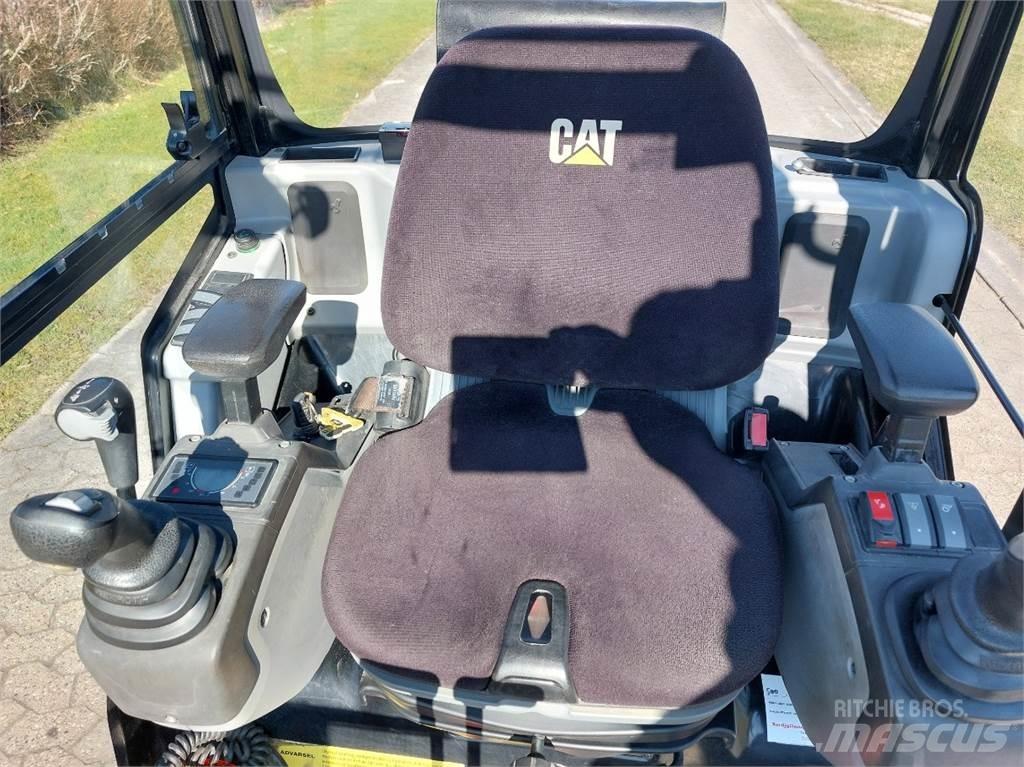 CAT 301.7D Εκσκαφάκι (διαβολάκι) < 7t