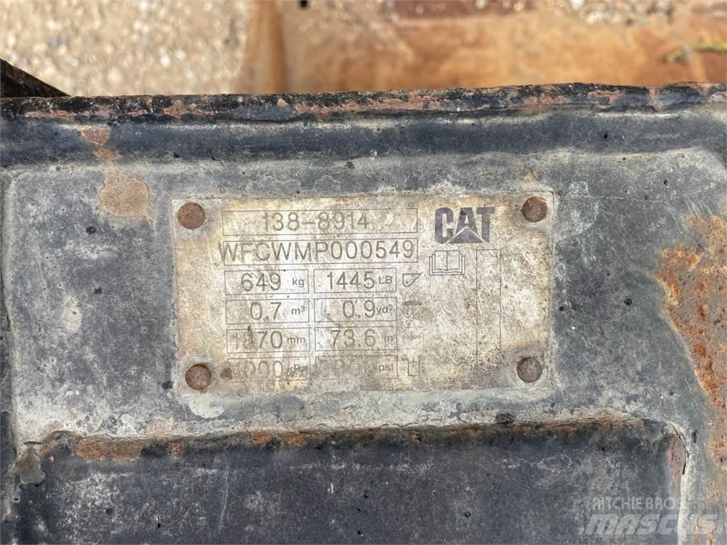 CAT skovl Πτερύγια
