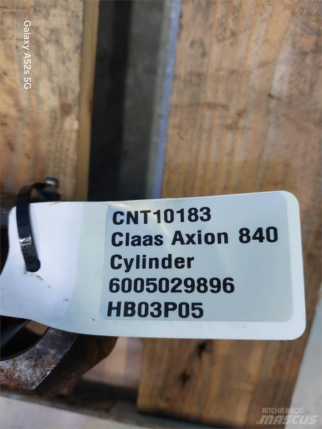 CLAAS Axion 840 Υδραυλικά