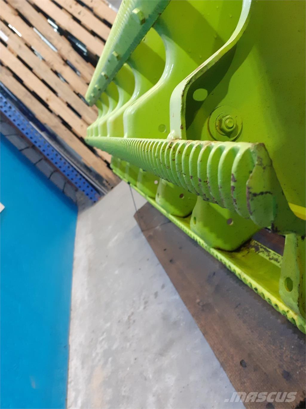 CLAAS Lexion 460 Εξαρτήματα θεριζοαλωνιστικών μηχανών