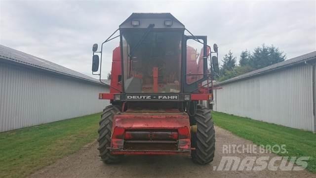 Deutz-Fahr M2680 Θεριζοαλωνιστικές μηχανές