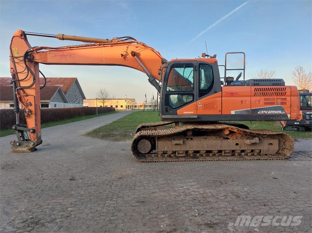 Doosan DX255LC-5 Εκσκαφείς με ερπύστριες