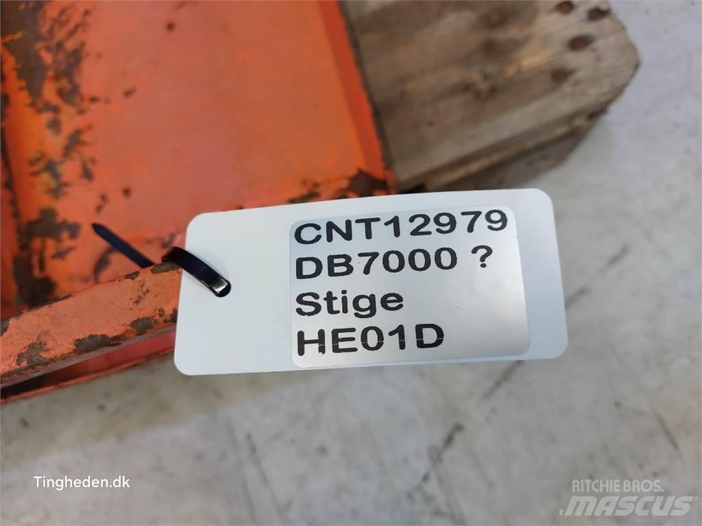Dronningborg  Καμπίνες και εσωτερικό