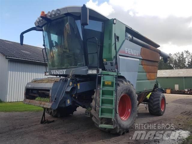 Fendt 8300 Θεριζοαλωνιστικές μηχανές