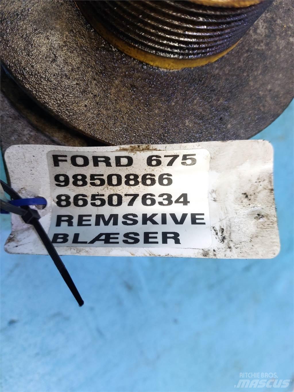Ford 675 Κινητήρες