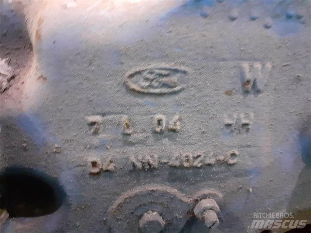 Ford 7700 Μετάδοση