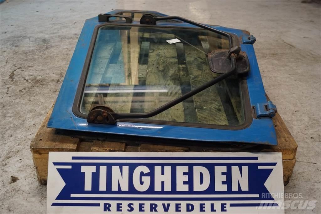 Ford 7710 Καμπίνες και εσωτερικό