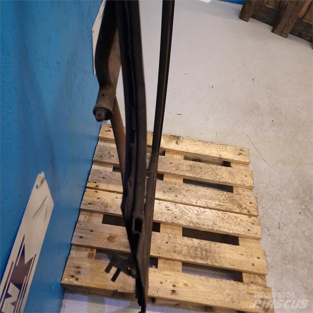Ford 7740 Καμπίνες και εσωτερικό