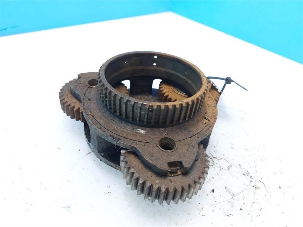 Ford 8210 Μετάδοση