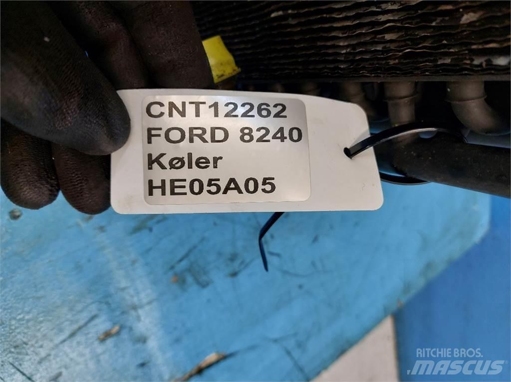 Ford 8240 Καλοριφέρ