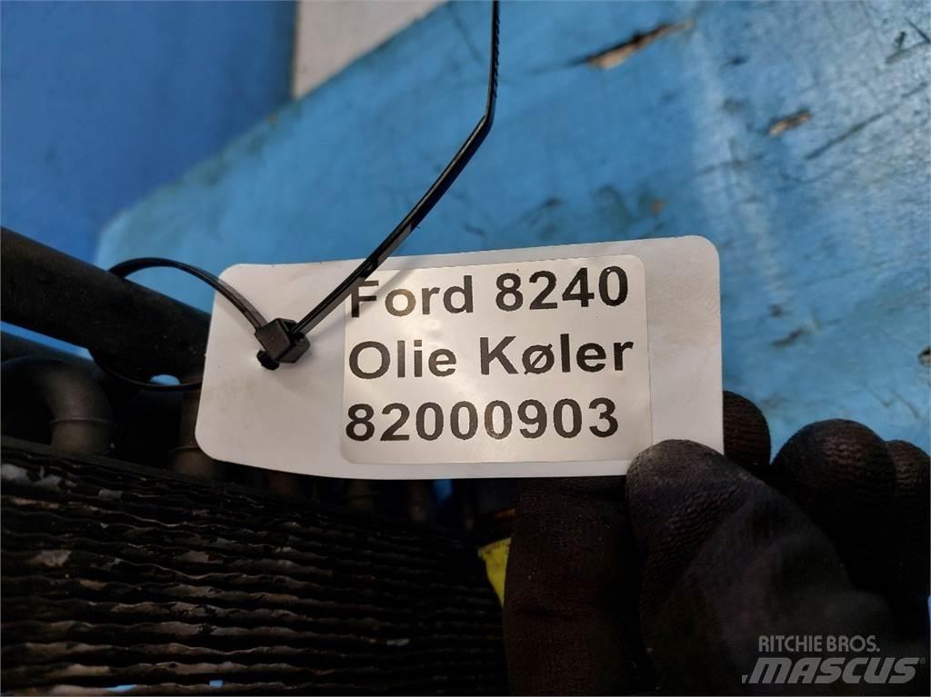 Ford 8240 Καλοριφέρ