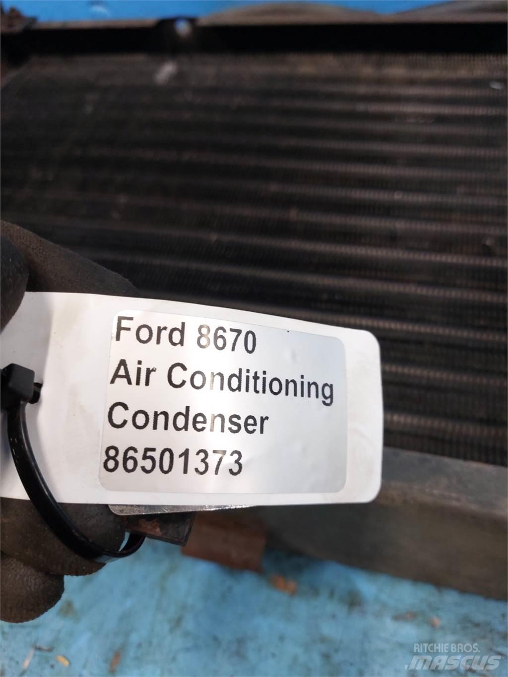 Ford 8670 Καλοριφέρ