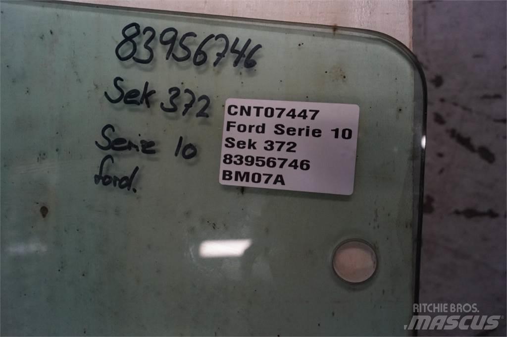 Ford Serie 10 Καμπίνες και εσωτερικό