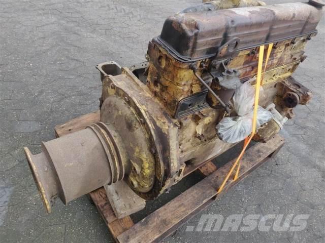 Ford Trader 590E Κινητήρες