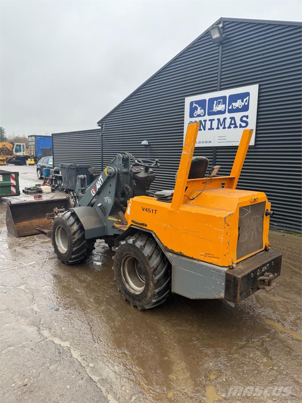 GiANT 451T Μίνι φορτωτές