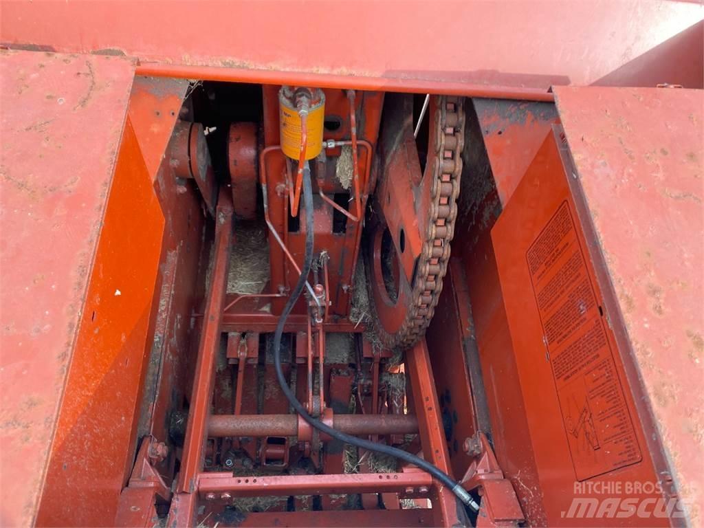 Hesston 4700 Πρέσες τετράγωνων δεμάτων