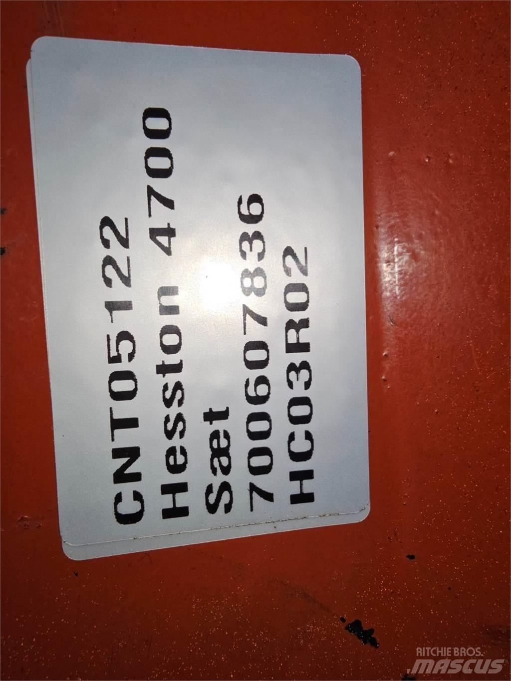 Hesston 4700 Λοιπός εξοπλισμός συγκομιδής χορτονομής