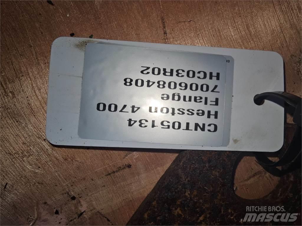 Hesston 4700 Λοιπός εξοπλισμός συγκομιδής χορτονομής
