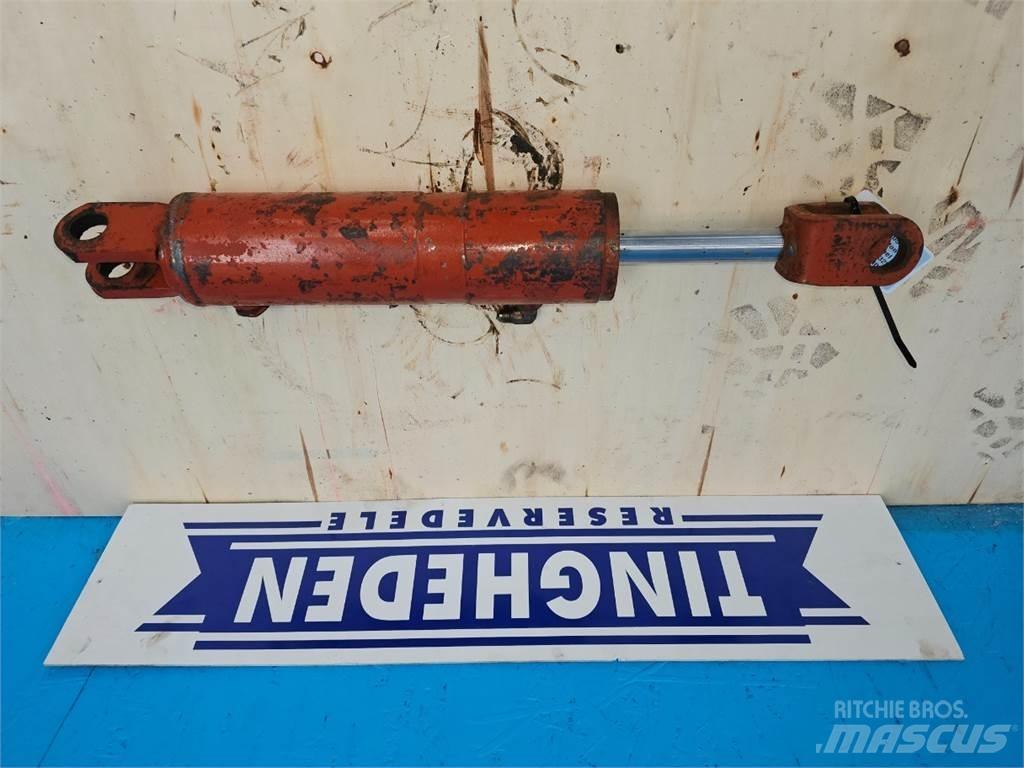 Hesston 4700 Υδραυλικά