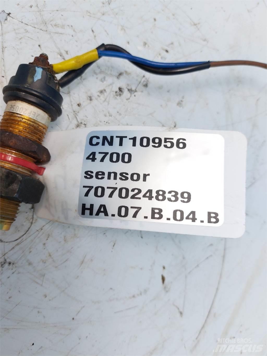 Hesston 4700 Ηλεκτρονικά