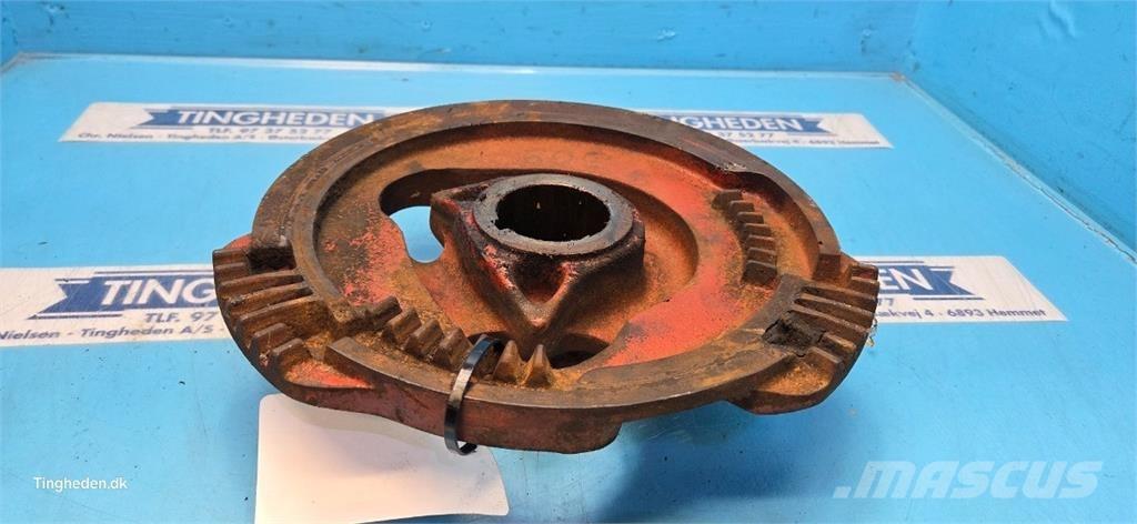 Hesston 4700 Λοιπός εξοπλισμός συγκομιδής χορτονομής