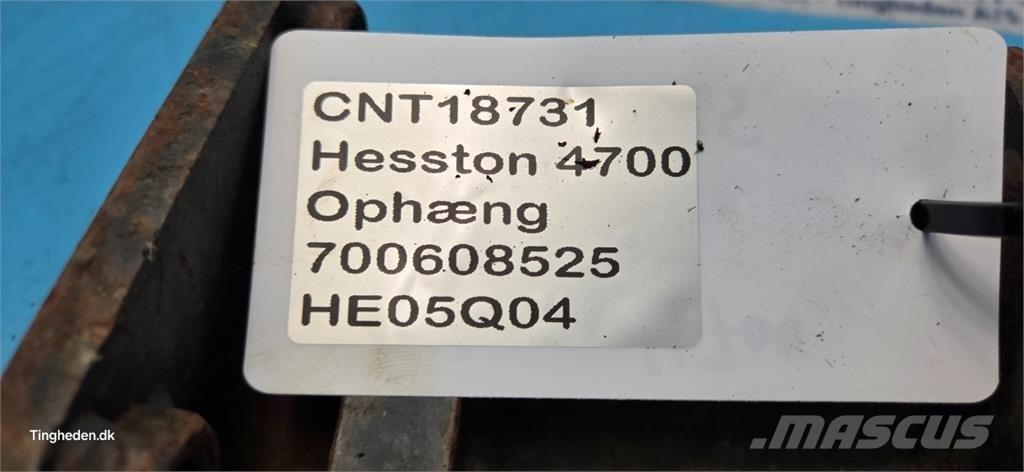 Hesston 4700 Λοιπός εξοπλισμός συγκομιδής χορτονομής
