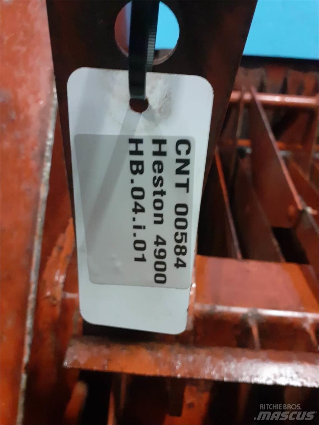 Hesston 4900 Λοιπός εξοπλισμός συγκομιδής χορτονομής