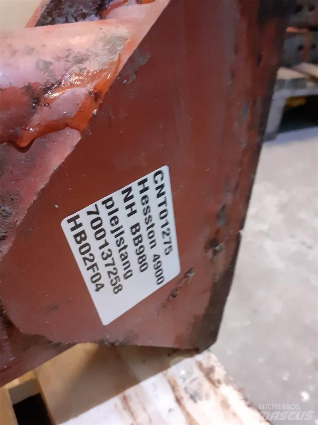 Hesston 4900 Λοιπός εξοπλισμός συγκομιδής χορτονομής