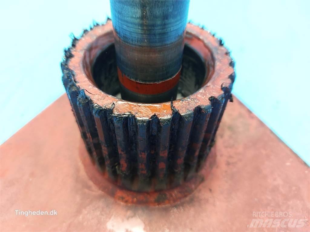 Hesston 4900 Μετάδοση κίνησης