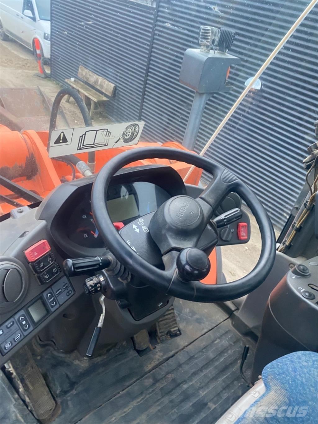 Hitachi ZW310 Φορτωτές με λάστιχα (Τροχοφόροι)