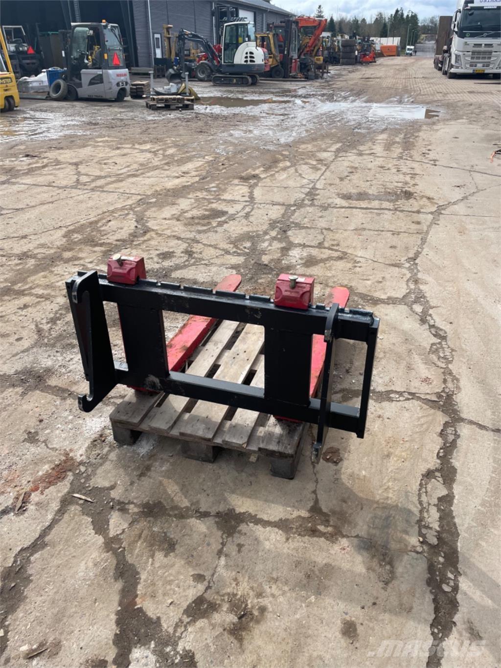 Hydrema 5000kg Δικράνες