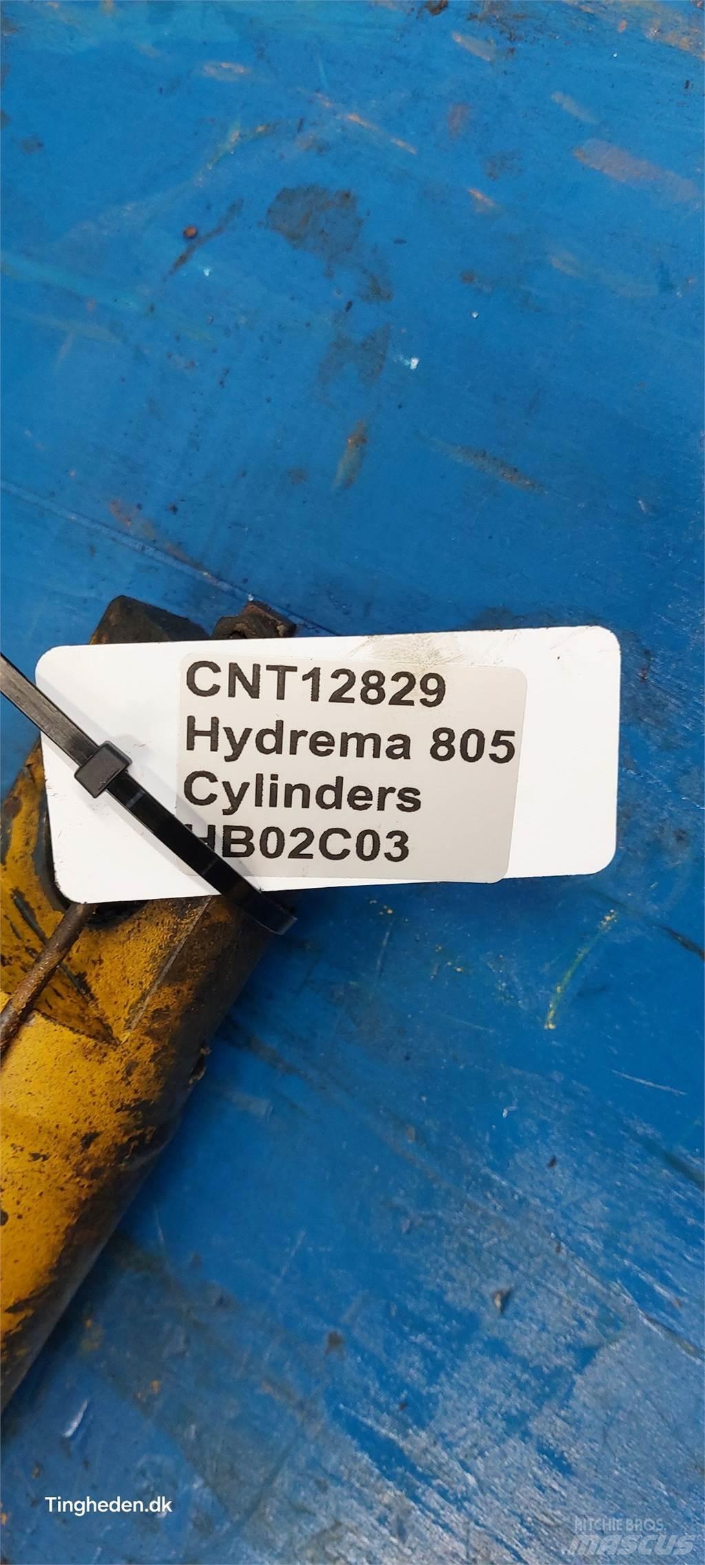 Hydrema 805 Άξονες