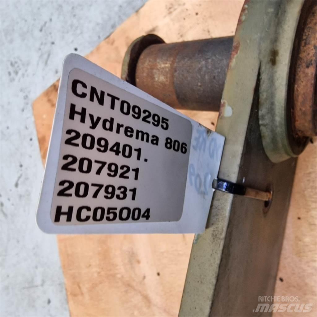 Hydrema 806 Μπούμες και κουτάλες