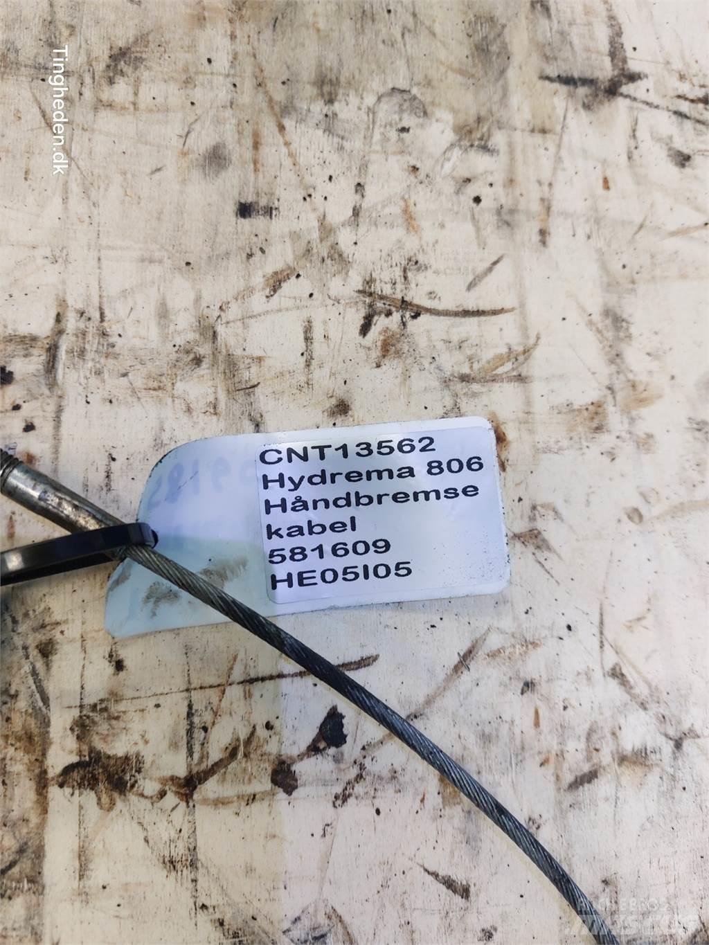Hydrema 806 Καμπίνες και εσωτερικό