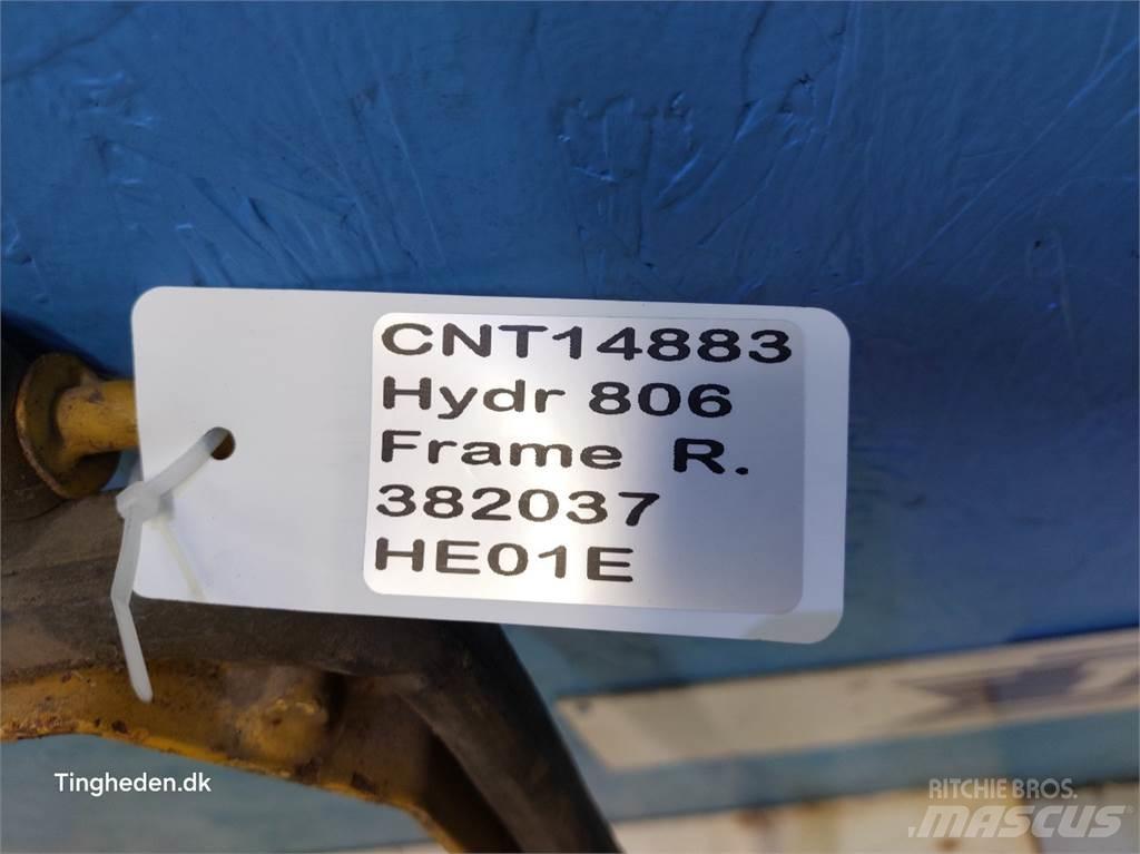Hydrema 806 Καμπίνες και εσωτερικό