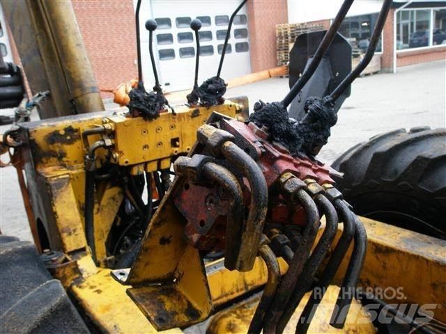 Hydrema 807 Εκσκαφείς Φορτωτές τύπου JCB