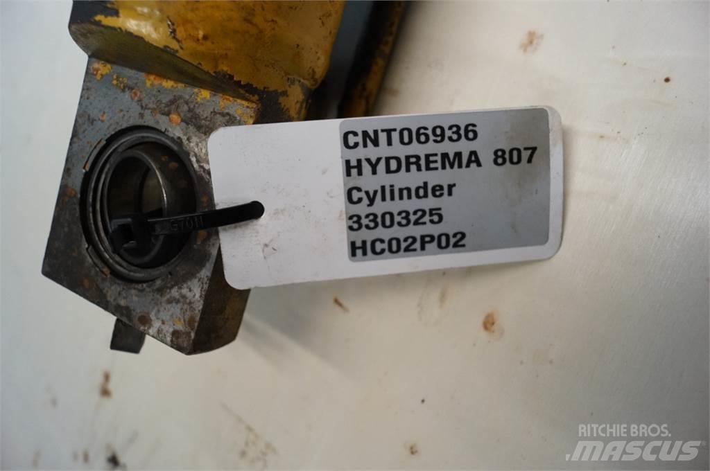 Hydrema 807 Άξονες