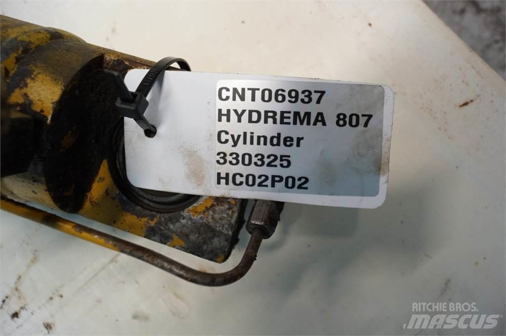 Hydrema 807 Άξονες