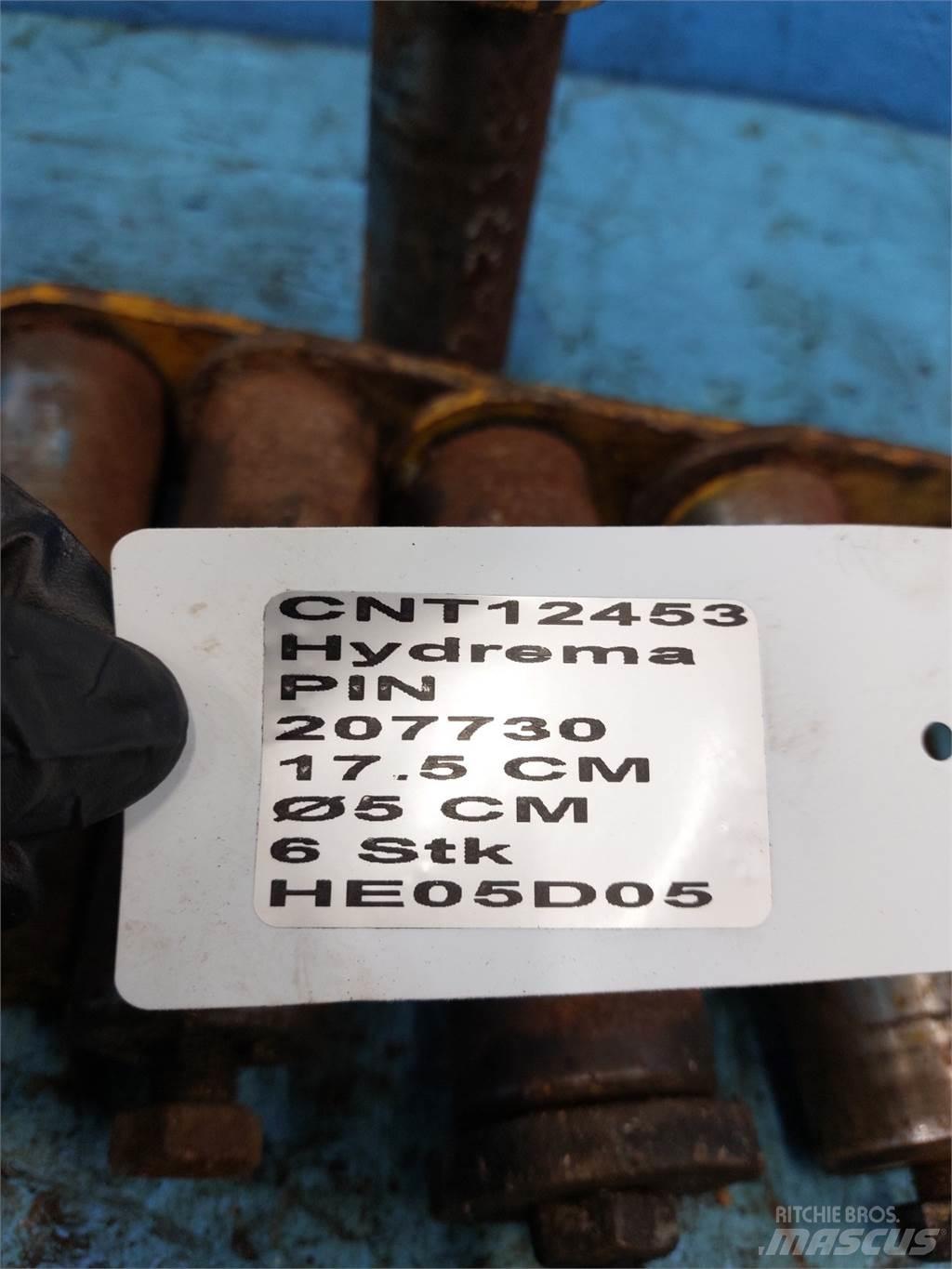 Hydrema 906 Μπούμες και κουτάλες