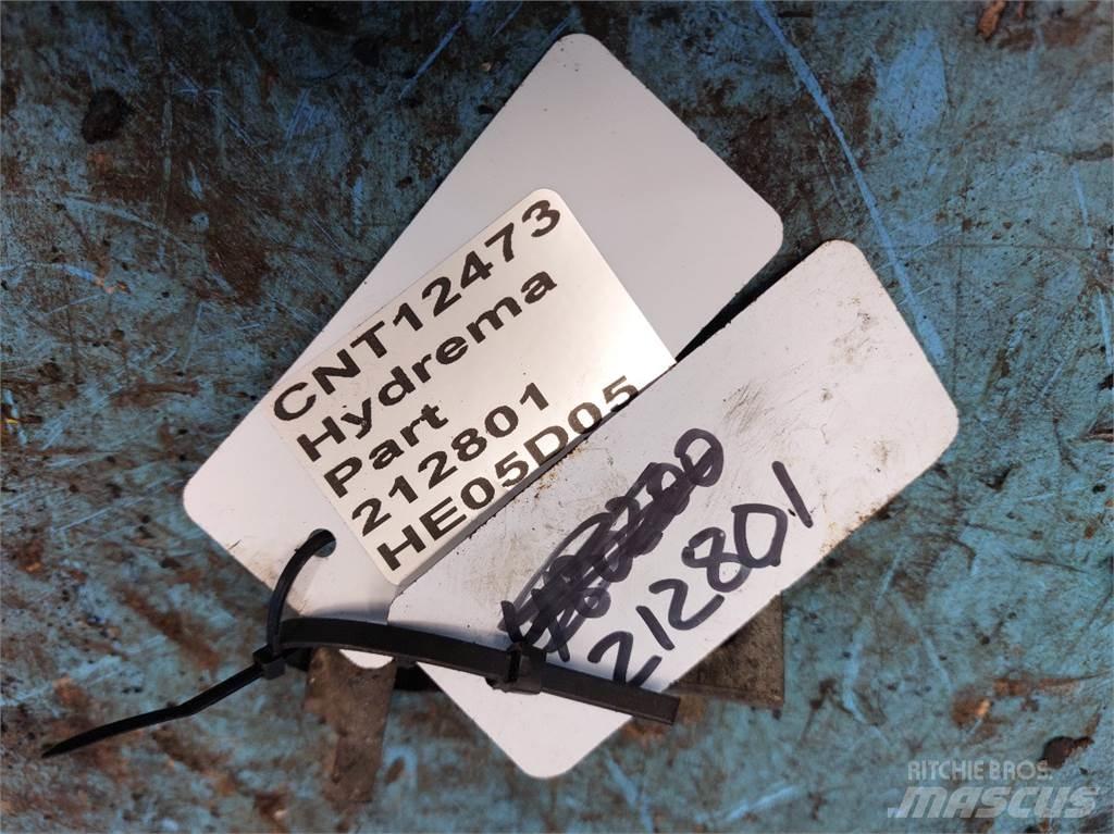 Hydrema 906 Μπούμες και κουτάλες