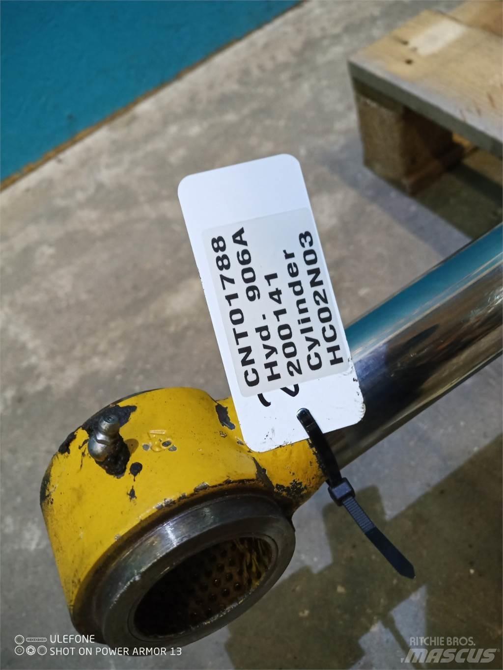Hydrema 906A Εκσκαφείς