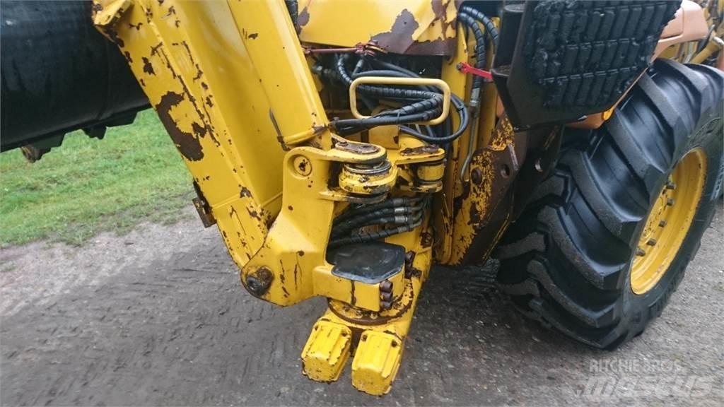 Hydrema 906B Εκσκαφείς Φορτωτές τύπου JCB