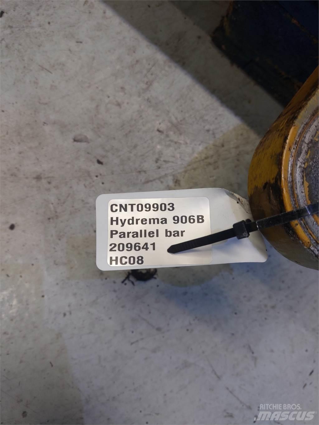 Hydrema 906B Μπούμες και κουτάλες