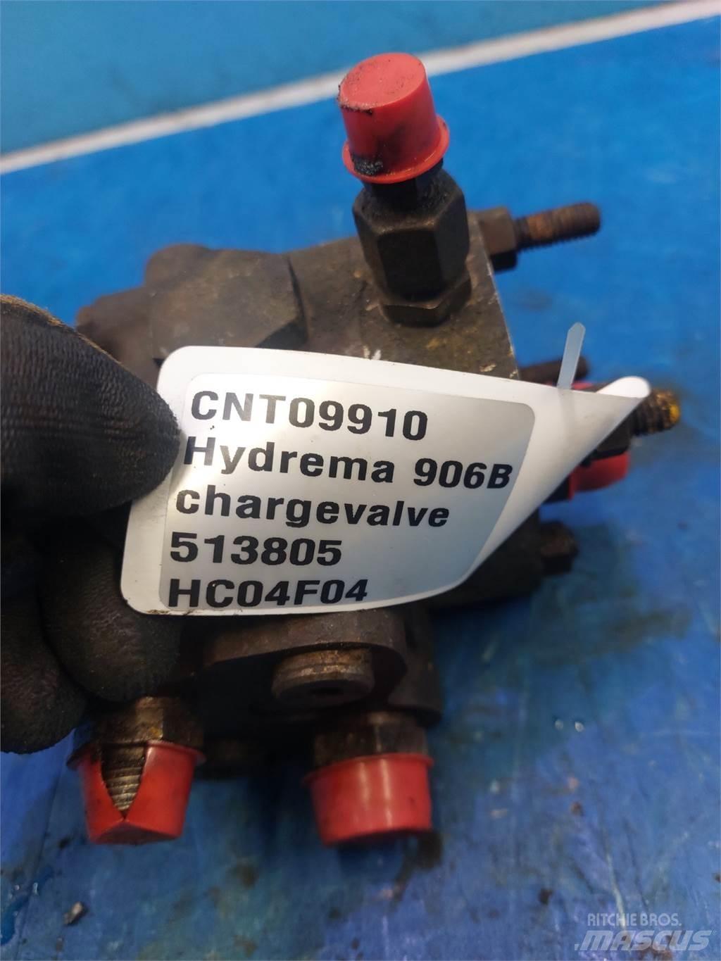 Hydrema 906B Υδραυλικά