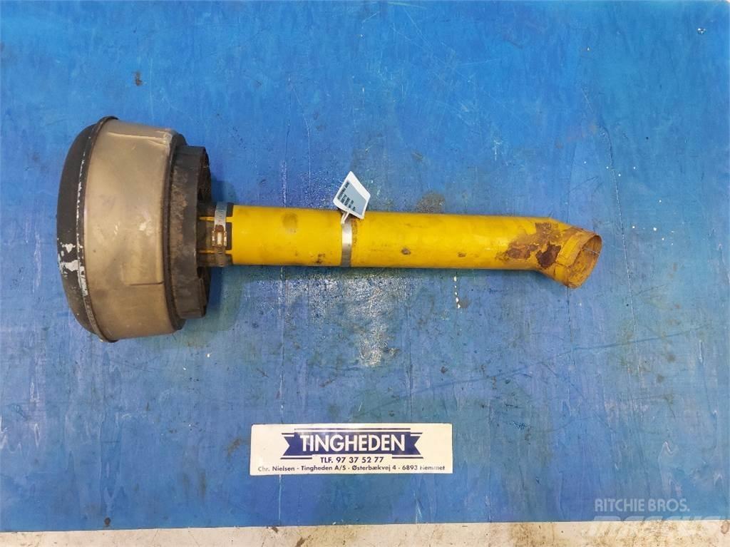 Hydrema 906B Κινητήρες