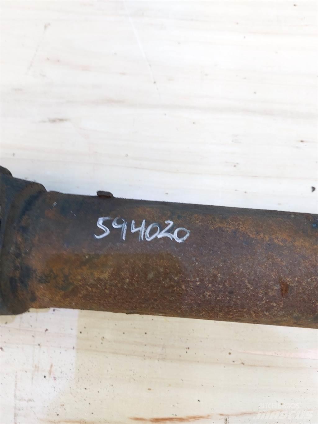 Hydrema 906B Άξονες