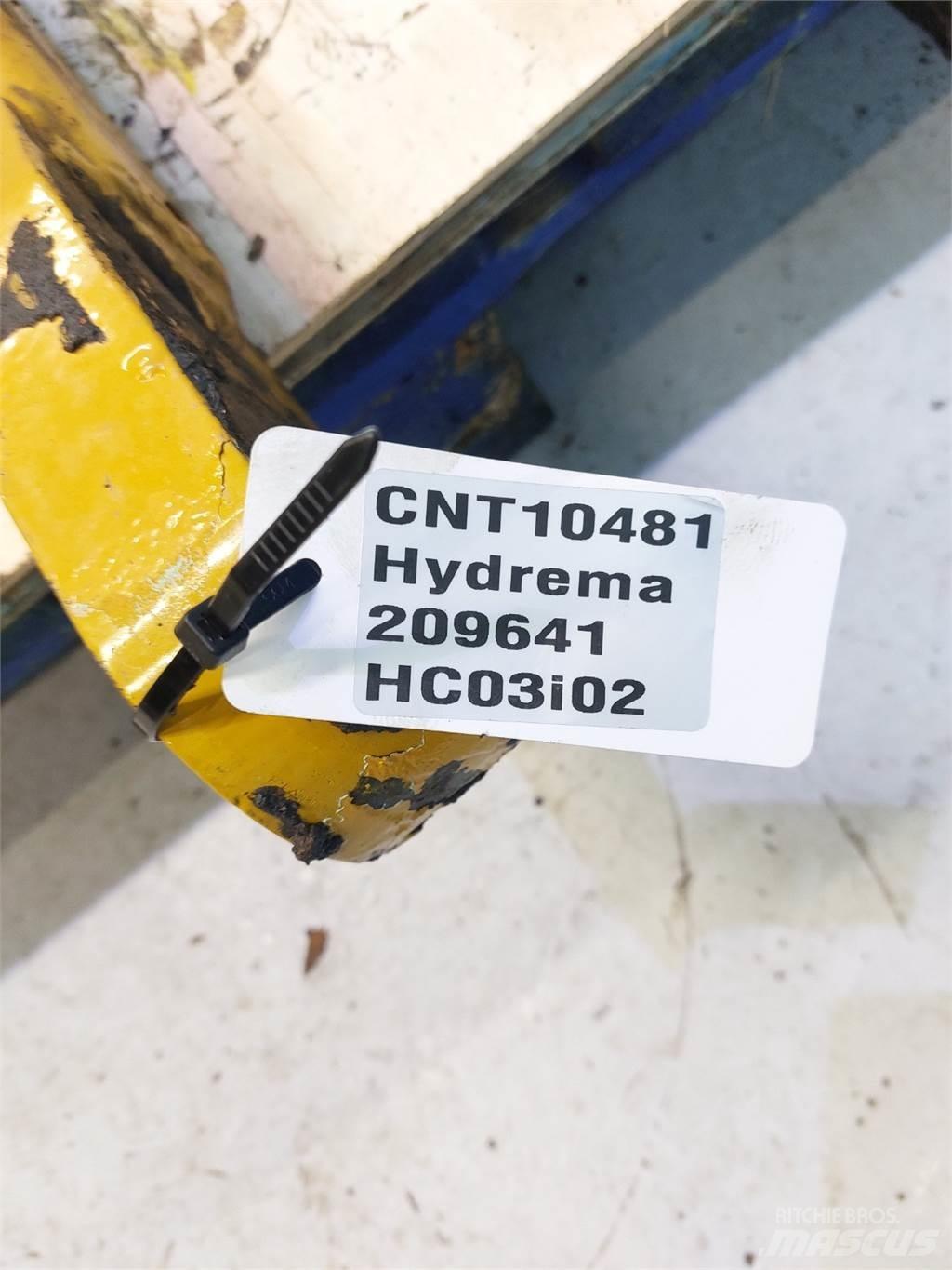 Hydrema 906B Μπούμες και κουτάλες