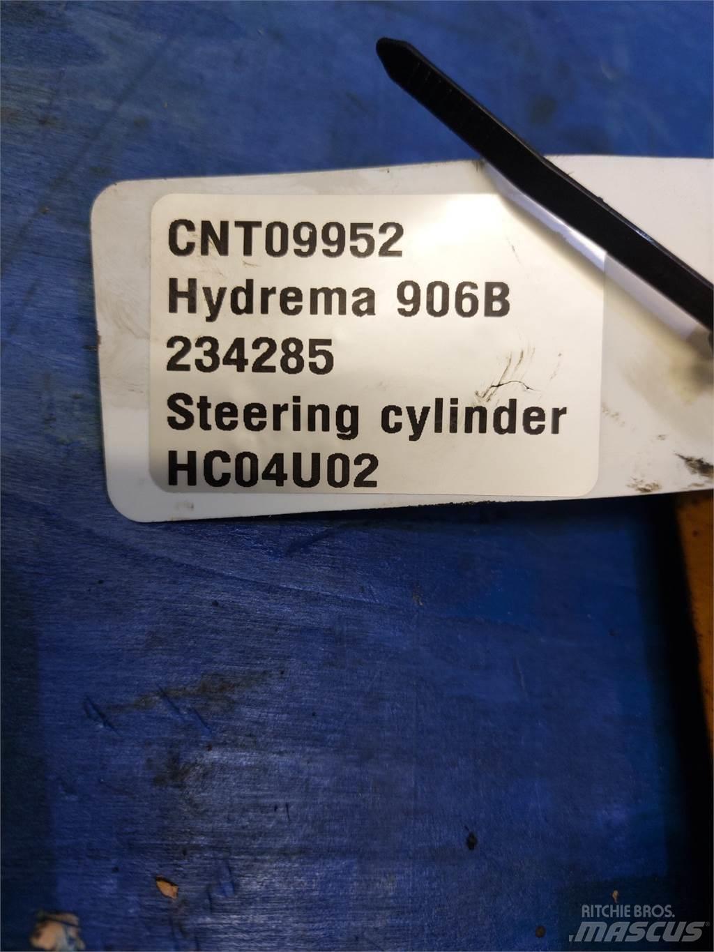 Hydrema 906B Άξονες