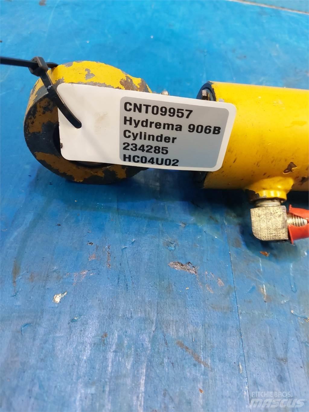 Hydrema 906B Άξονες