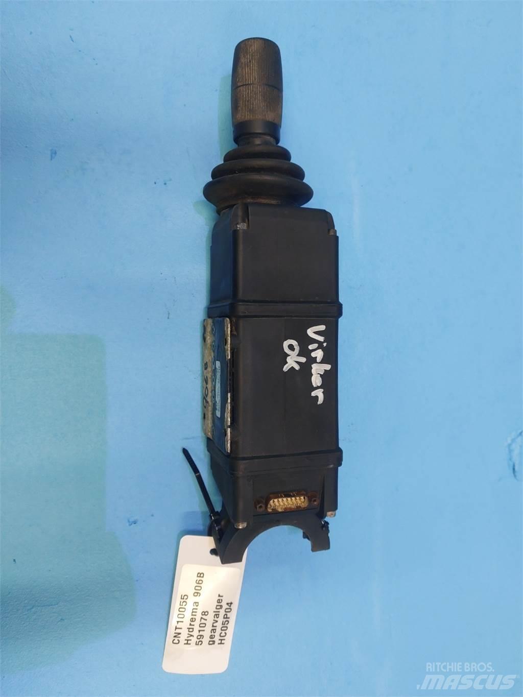 Hydrema 906B Ηλεκτρονικά